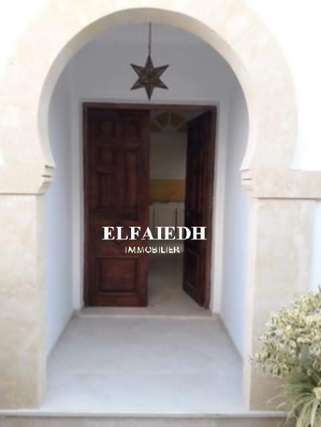 Appartement corniche 3-1