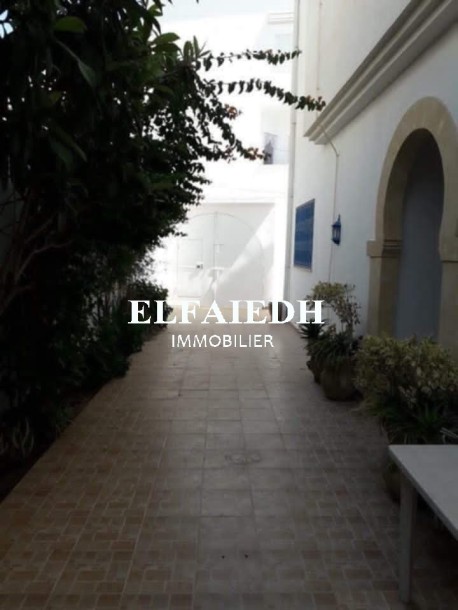 Appartement corniche 3-5