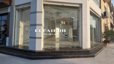 Locale panorama L281-3