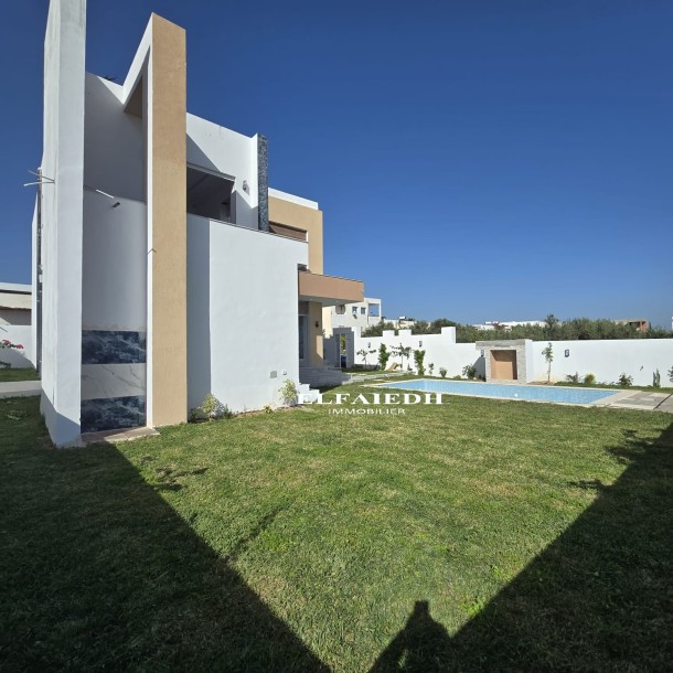 Villa Ricci V5281-9