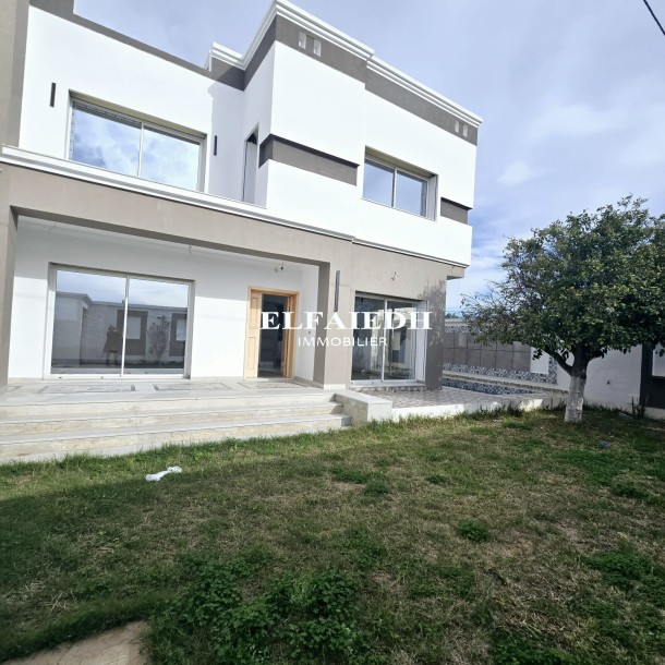 Villa ilissa v492-1