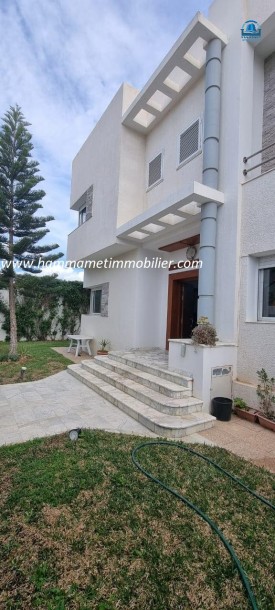 A vendre une somptueuse villa Réf: villa étoile-0