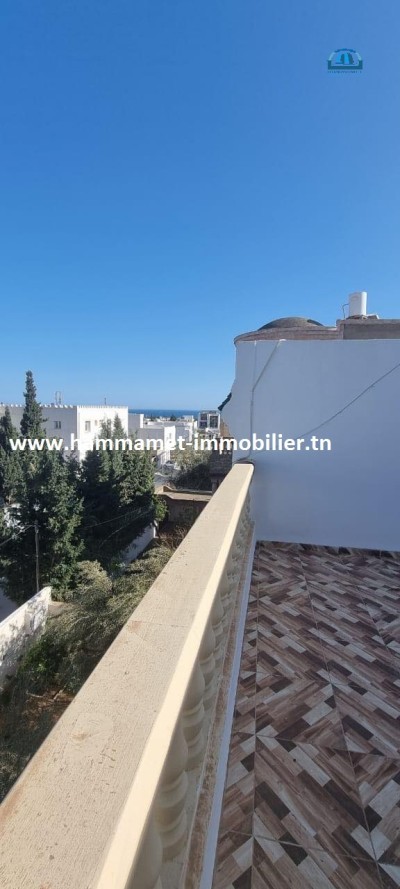 LOCATION ANNUELLE Réf: L421