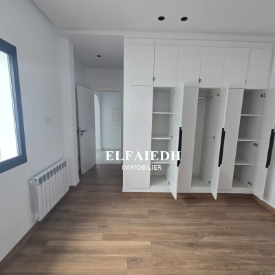 Appartement Espoir V245-8