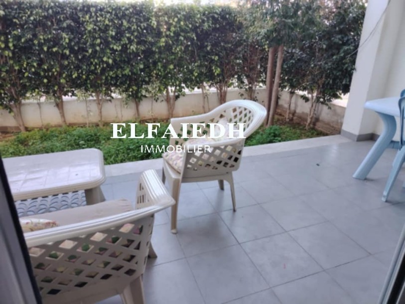 Appartement violant 2 V177-18