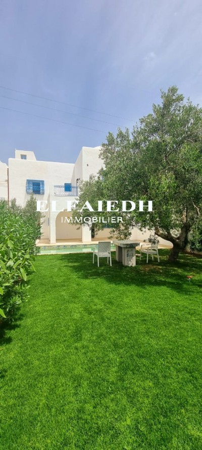 V4058 villa patricia-2