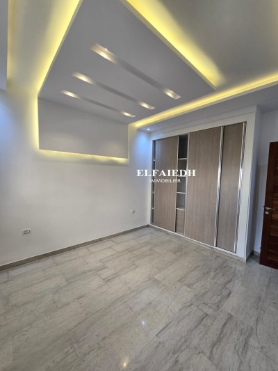 Appartement stetch V2885